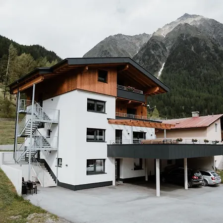 Ferienwohnung Haus Obweger Längenfeld Exterior foto